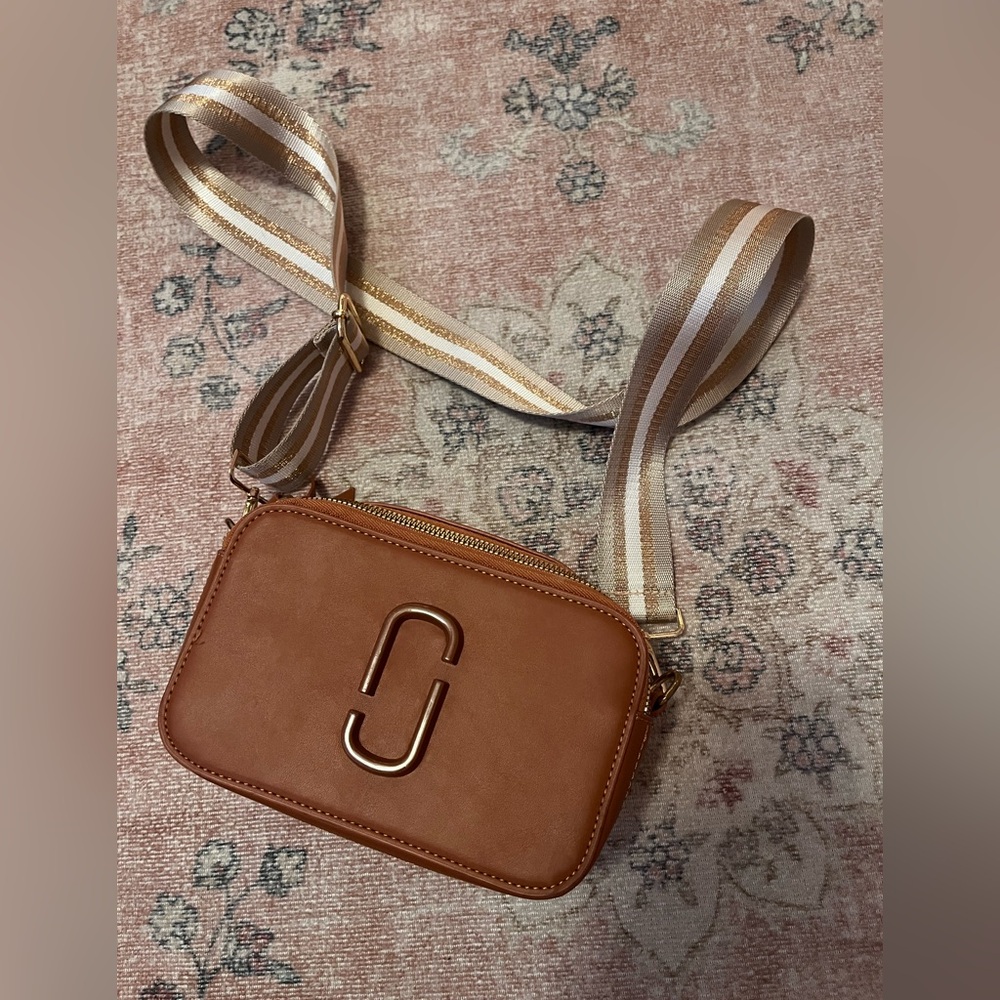 Brown crossbody bag
